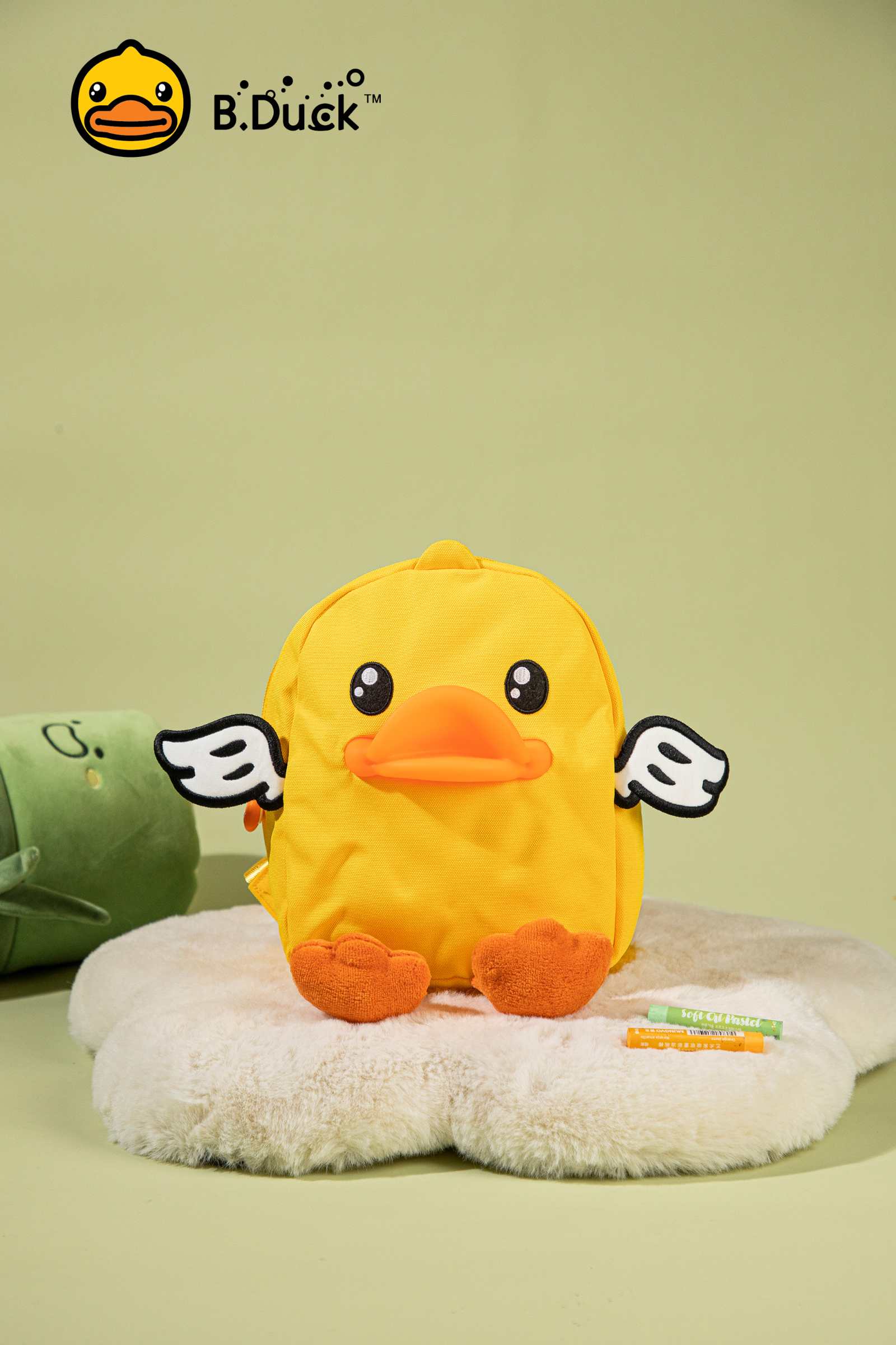 B.Duck Backpack Yellow Light Weigh 3D Duckbill Shape For Kids